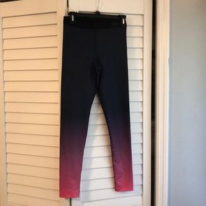 Women’s medium Nike leggings